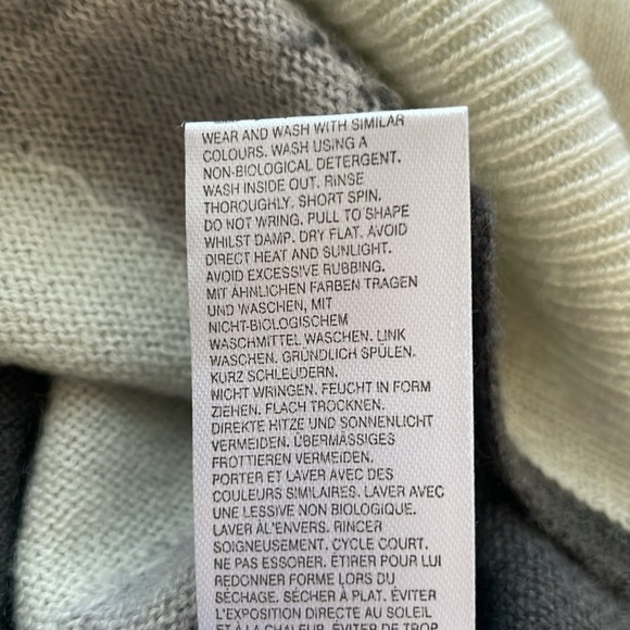 Scott & Scott London Men’s Merino Wool/Cashmere Blend Sweater. Size Medium. NWT. - Picture 11 of 12